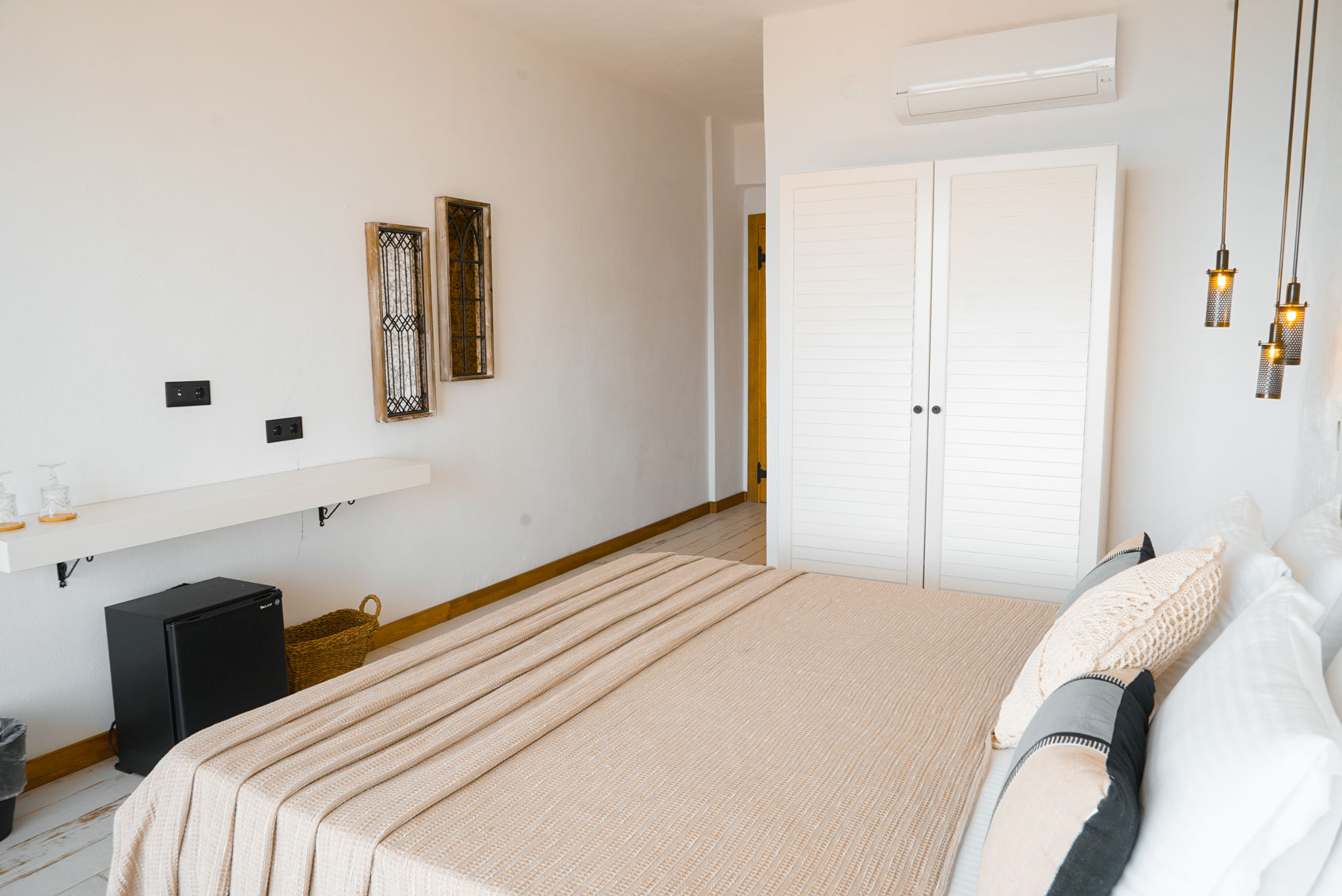 Deluxe Deniz Manzaralı Balkonlu Oda